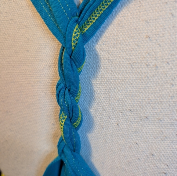 UnderArmour fluorescent braided running tank XL - Picture 8 of 10